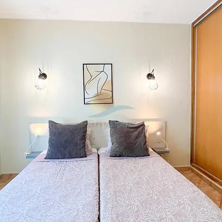 Gabriel By Sunny Deluxe *