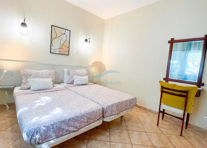 Gabriel By Sunny Deluxe Apartman *