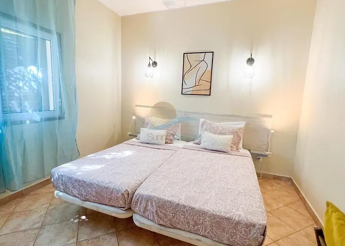 Gabriel By Sunny Deluxe *